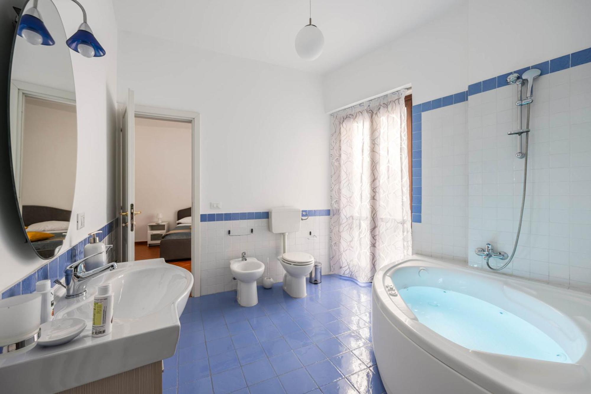 Sedie Volanti Apartment With Jacuzzi Palermo Exterior photo